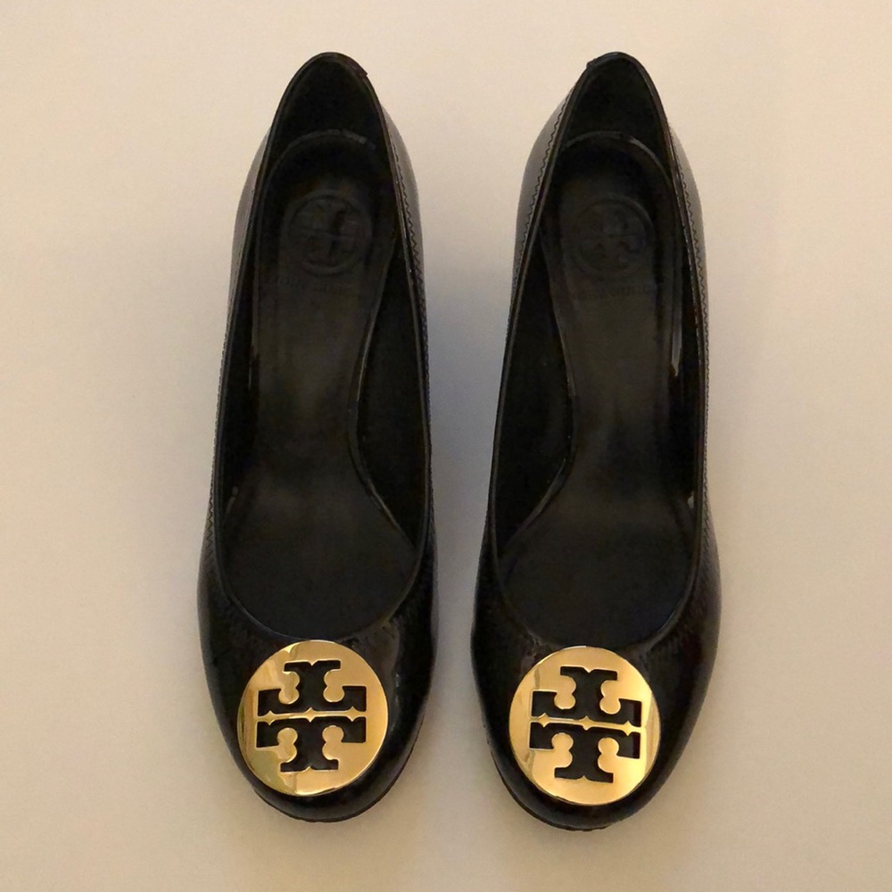 Tory Burch Wedges with Gold Logo- size 8
